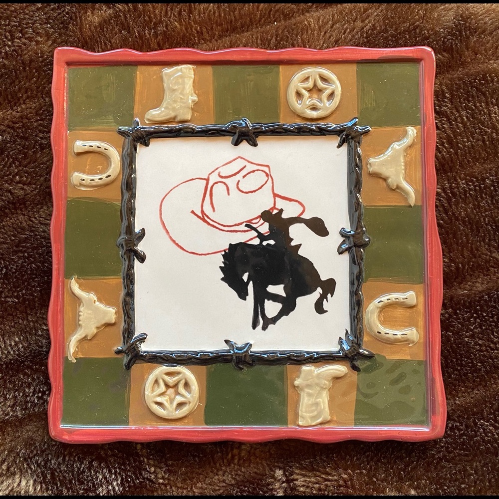 “HAPPY TRAILS” Western Cowboy Ceramic Wall Hanging‎